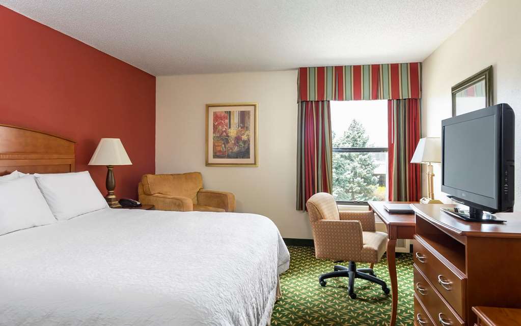 Hampton Inn By Hilton Youngstown-West I-80 Mineral Ridge Room photo